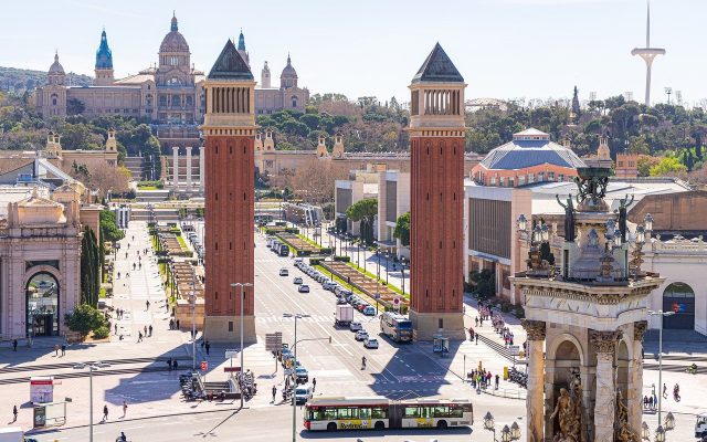 Travel Barcelona City Spain  - dominickvietor / Pixabay
